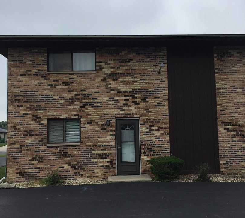 1st image of 16640 Crescent Ave APT 1W