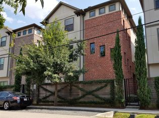 5849 Kiam St, Houston, TX 77007