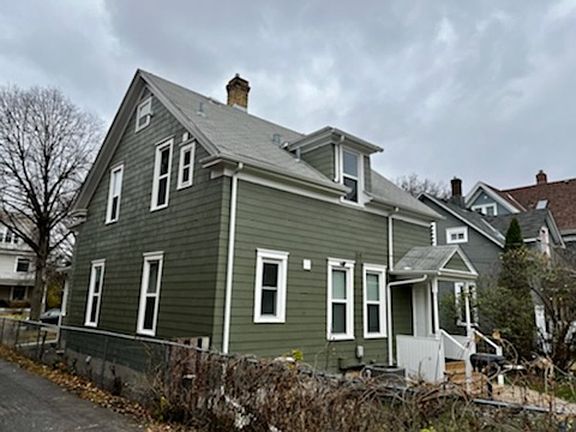2nd image of 2509 E 22nd St #1