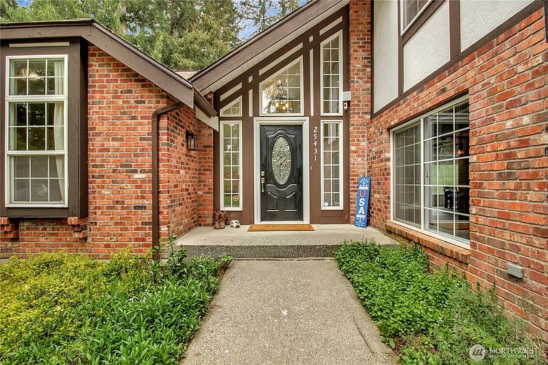 3rd image of 25431 Mountain Drive