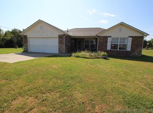 930 Bryan Cir, Mounds, OK 74047