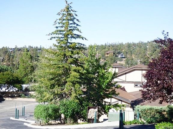 5th image of 1377 Club View Dr #10