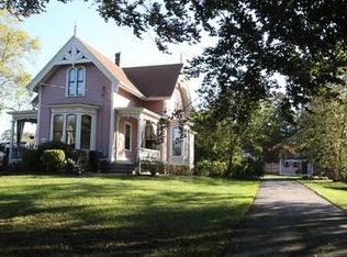 976 Main St, Warren, RI 02885