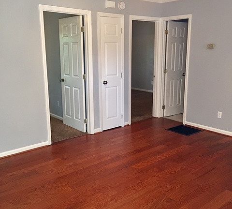 2nd image of 2517 Pershing St