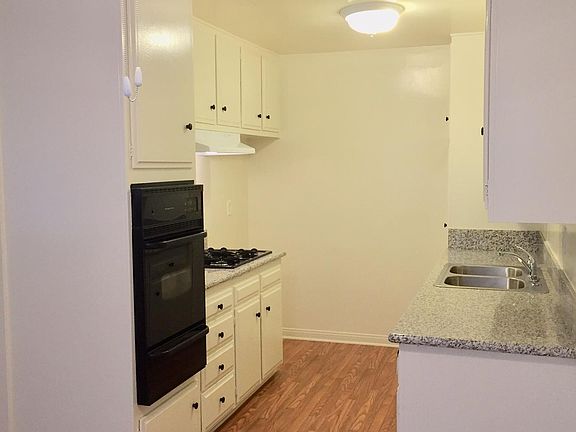 2nd image of 1120 N Fuller Ave APT 109