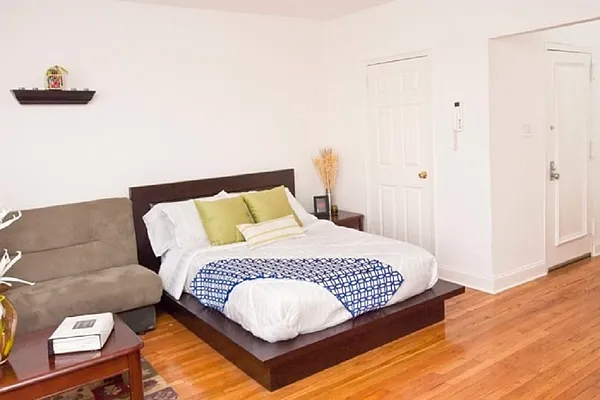 Rented by Corcoran | media 20