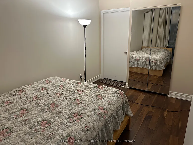 111 Elizabeth St #1710 — Photo 9