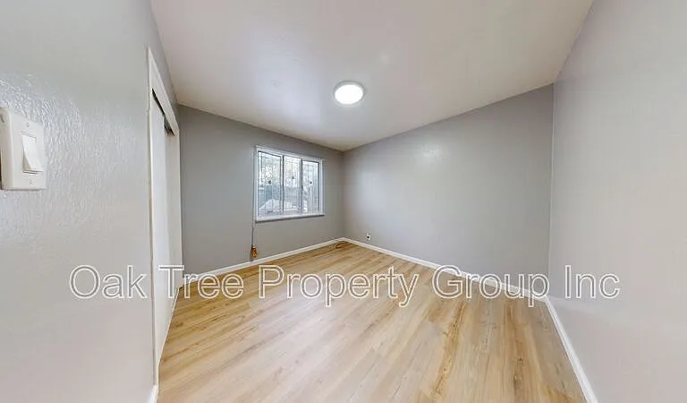 6506 Foothill Blvd #C — Photo 7