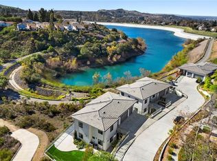 7262 E Lake Crest Ln, Anaheim, CA 92807