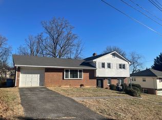 1121 Welch Rd SW, Roanoke, VA 24015