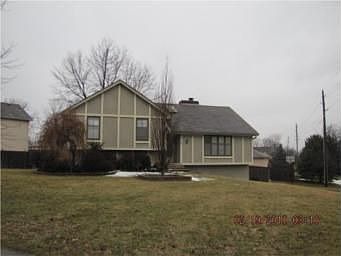 1st image of 913 NW 39th St