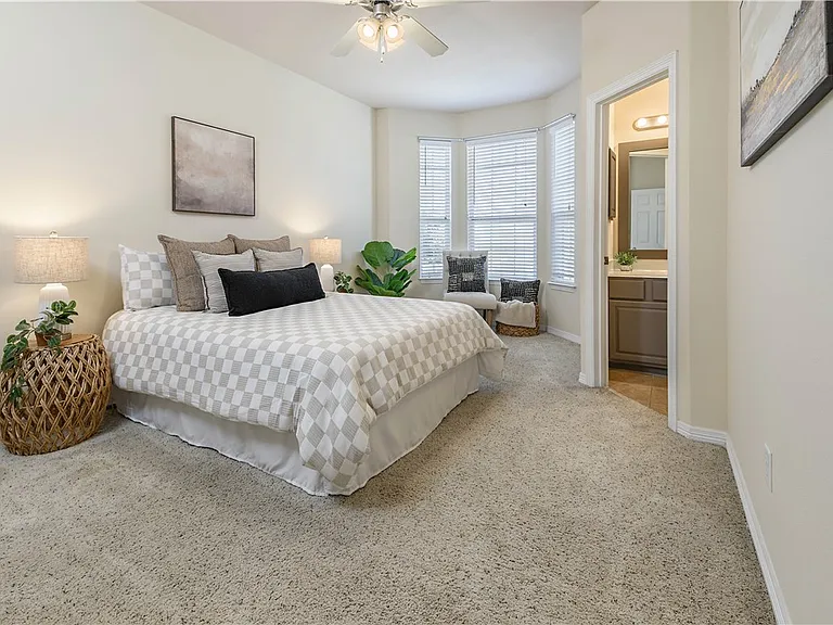 305 Holleman Dr E #102 — Photo 21