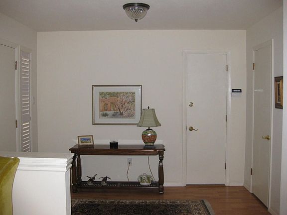 4th image of 524 San Pasquale Ave SW