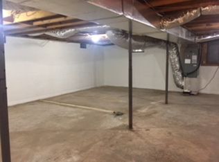 111 Arnold Ave, Elizabethton, TN 37643