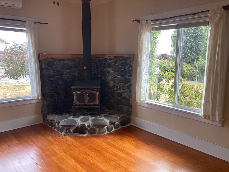728 W 4th St — Photo 2