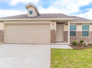 300 Sun Bluff Rd, Haslet, TX 76052