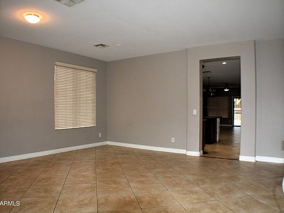 4th image of 10809 W JEFFERSON Street