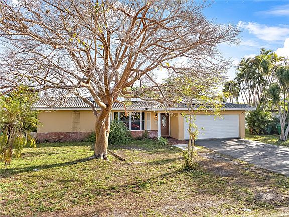 2nd image of 7961 NW 37th Drive