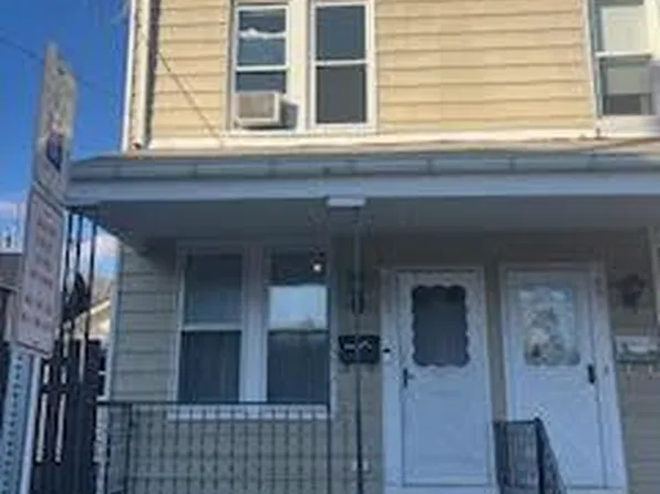 663 Spring Garden St, Easton, PA 18042