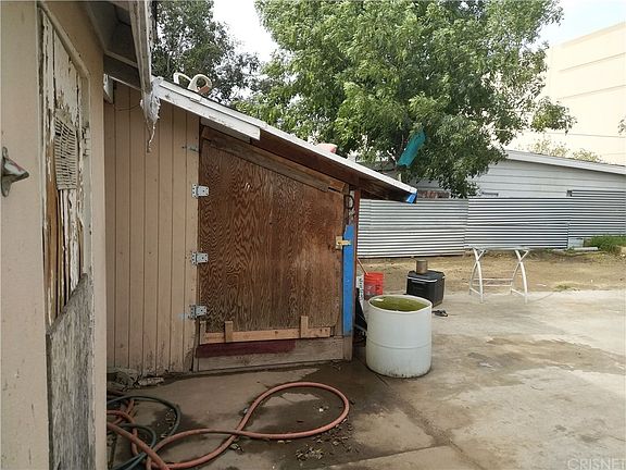 5th image of 15733 Kadota St