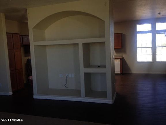 5th image of 28906 N 205th Dr