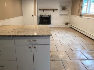 1 Adelphi St, Islip, NY 11751