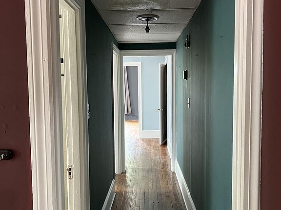 3rd image of 267 Washington Ave APT 2