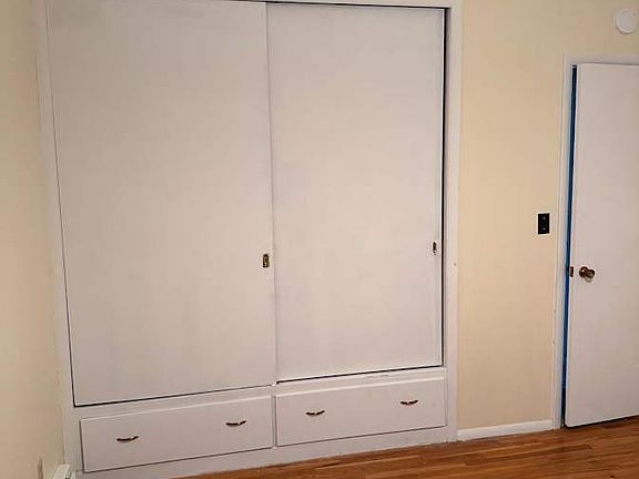 4th image of 1925 N 22nd St #3