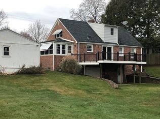 35 Kingoke Ln, Springfield, MA 01129