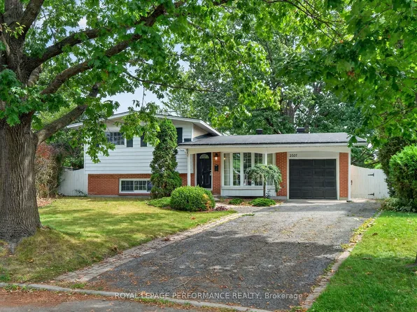 2337 Samuel Dr, Ottawa, ON K1G 3C3