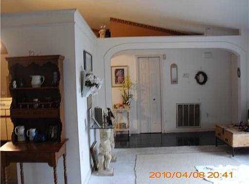 2nd image of 2118 SW Algiers St