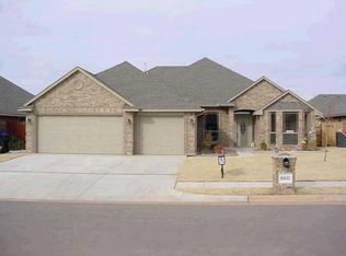 10633 NW 39th St #TOWNHOUSE, Yukon, OK 73099