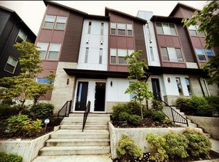 6671 135th Ct SE, Newcastle, WA 98059