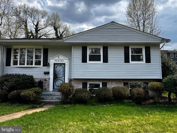 6913 Canyon Dr, Capitol Heights, MD 20743