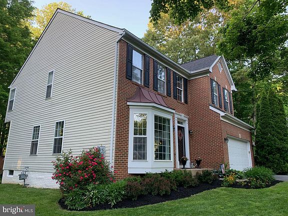 3rd image of 6 Longfellow Ct
