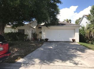 618 Lake Davenport Blvd, Davenport, FL 33897