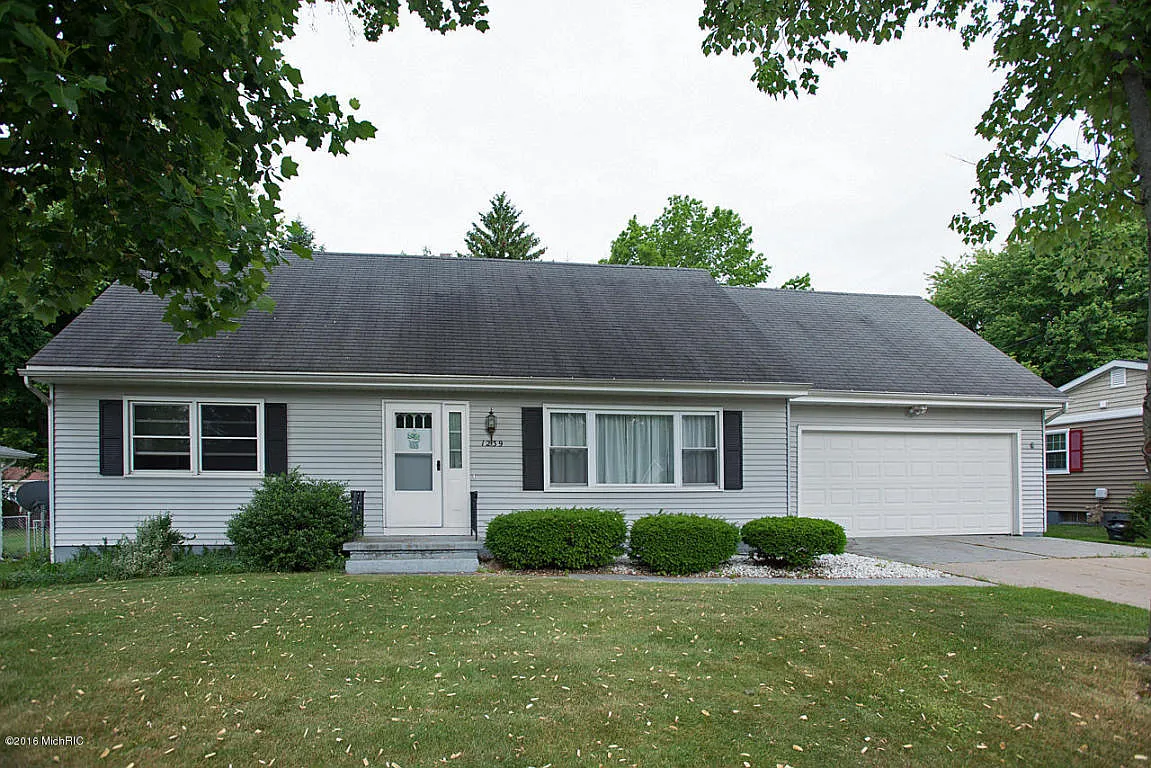 1239 Brunswick Dr photo 1