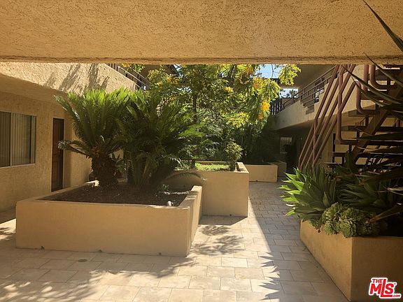 4th image of 1731 Colby Ave APT 205