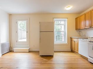 82 Cambridge Pl #2, Brooklyn, NY 11238