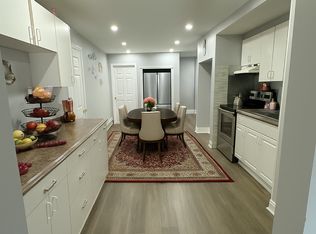 513 Essex St #1, Lynn, MA 01902