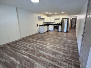 725 Edith Blvd SE APT A, Albuquerque, NM 87102