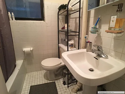 Rented by Sovereign Associates | media 14