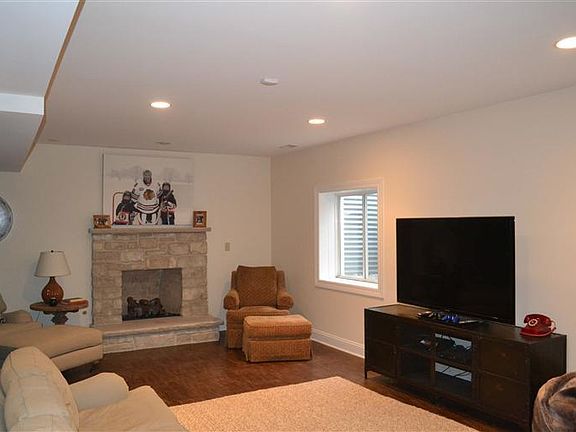4th image of 72 Indigo Dr