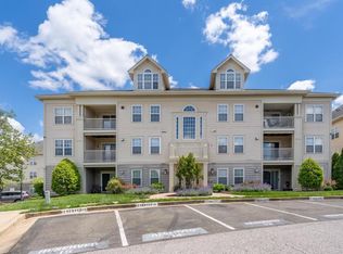 9060 Gracious End Ct UNIT 301, Columbia, MD 21046