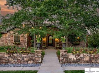 1301 Ranch View Ln, Elkhorn, NE 68022