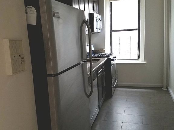 4th image of 20 Seaman Ave APT 6G