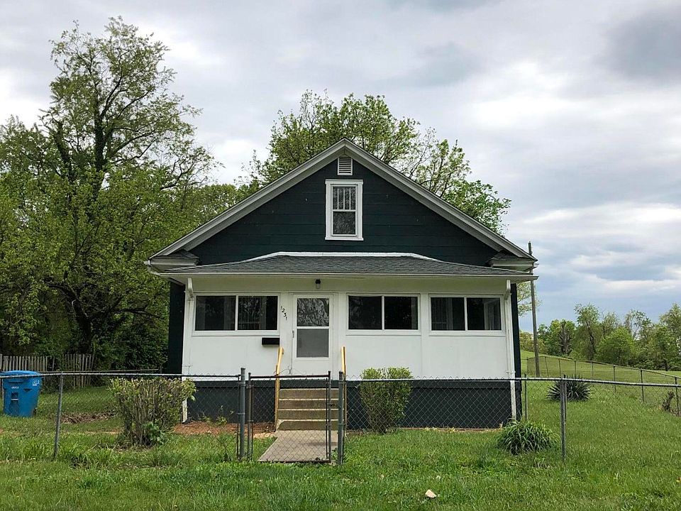 1st image of 1231 Prillaman Ave NW