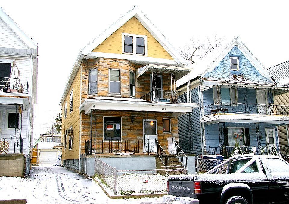420 Hoyt St