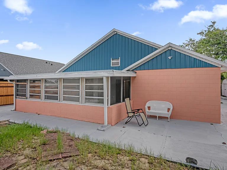 1005 Delnova Ln — Photo 27