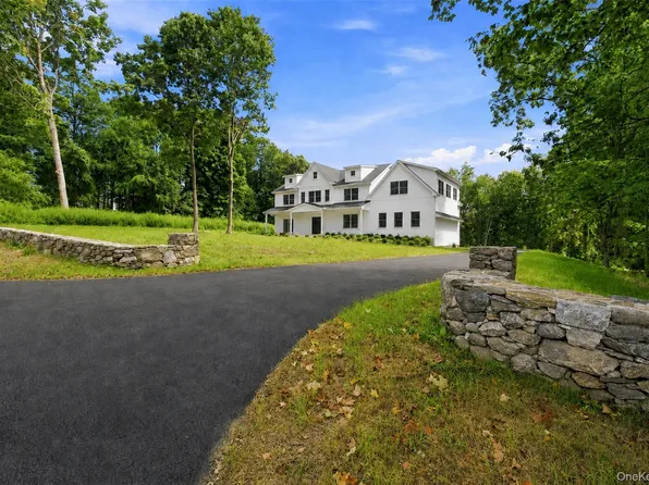 240 Mahopac Avenue, Somers, NY 10598